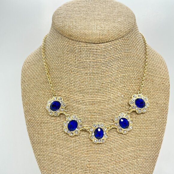 MONET BLUE CLEAR RHINESTONE FLOWER FLORAL STATION NECKLACE GOLD TONE CHAIN NWT - Picture 1 of 15